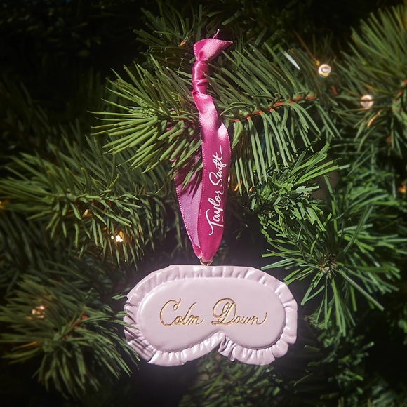 NEW Taylor Swift Calm Down Ornament - Picture 5 of 8